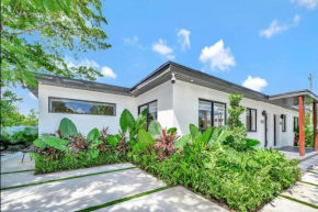 Modern Oasis Near Design District, Wynwood